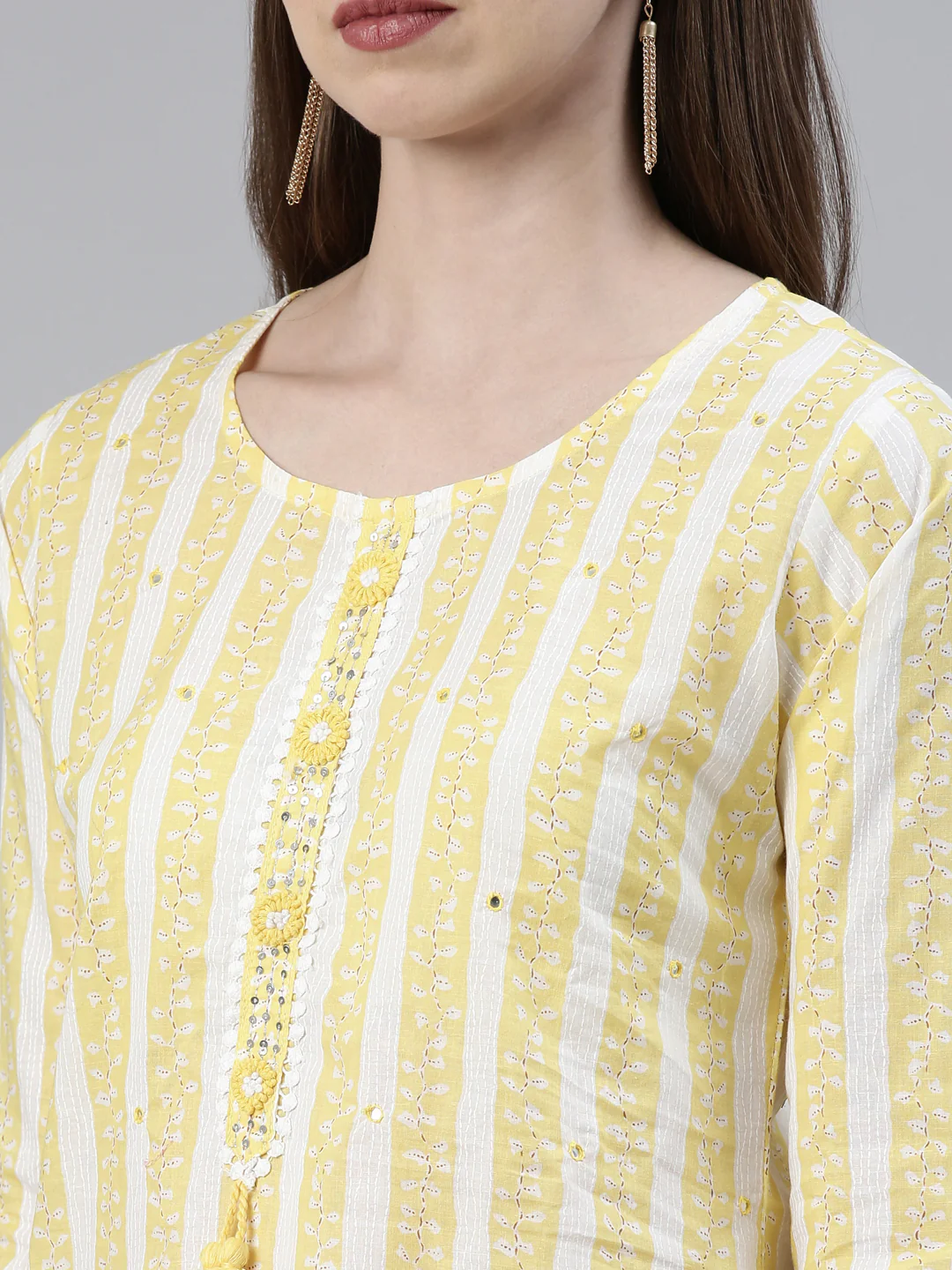 Neerus Yellow Regular Knee Length Solid Kurta Solid Trousers With Dupatta - Image 4