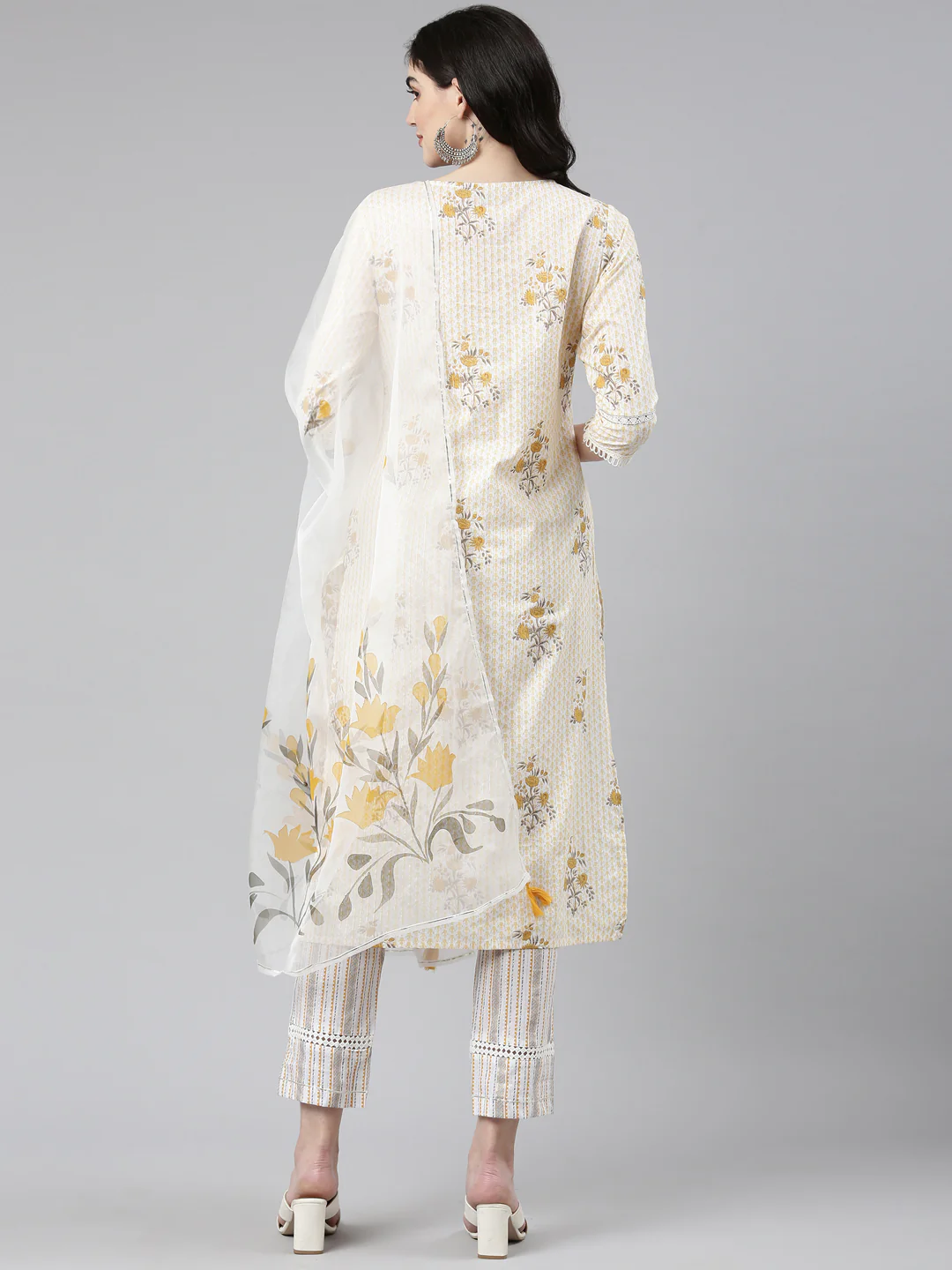 Neerus Yellow Regular Straight Printed Kurta And Trousers With Dupatta - Image 3