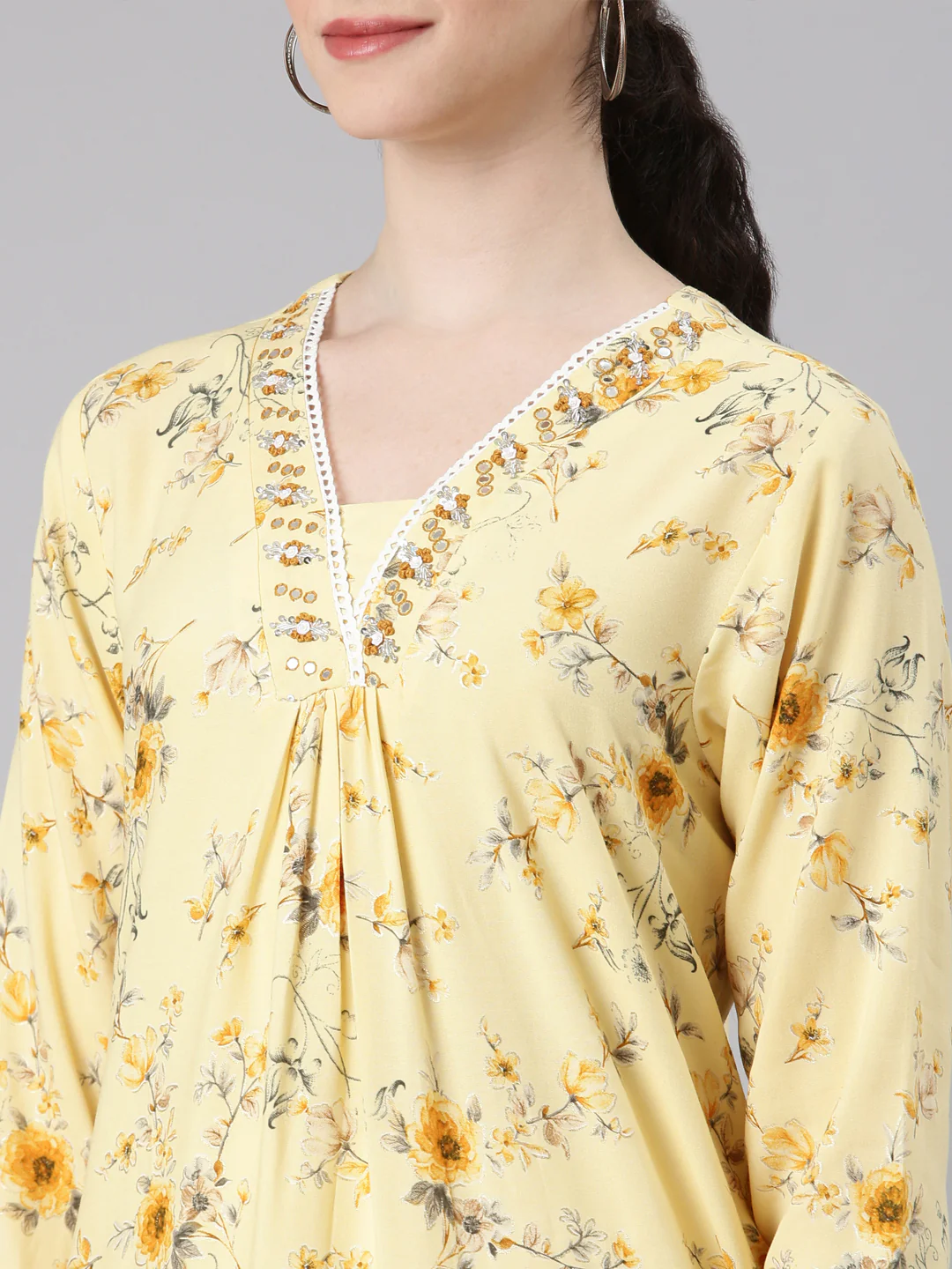 Neerus Yellow Straight Casual Floral Panelled Kurta - Image 4
