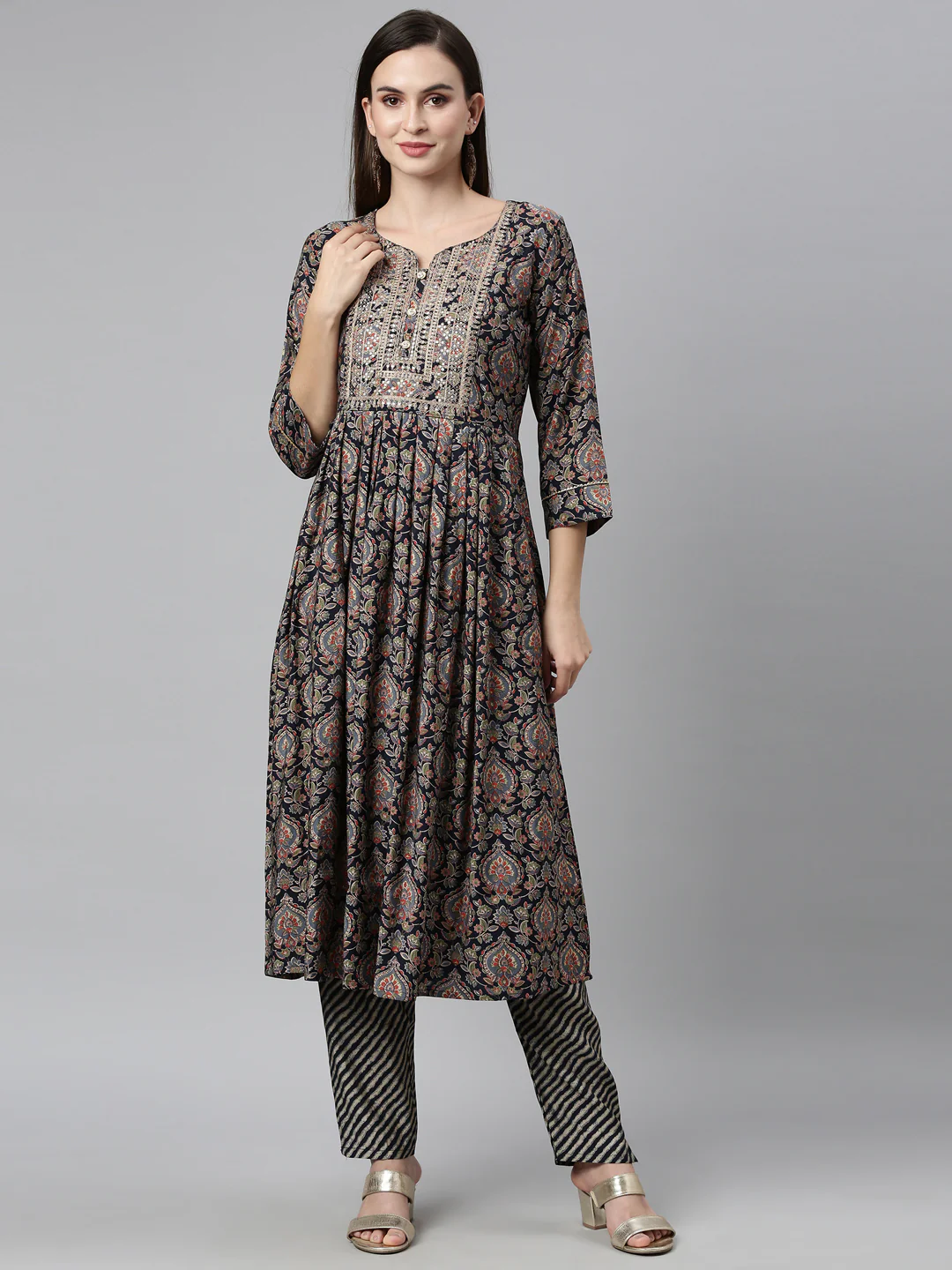 Neerusvy Blue Color Shantoon Fabric Kurta Sets - Image 9