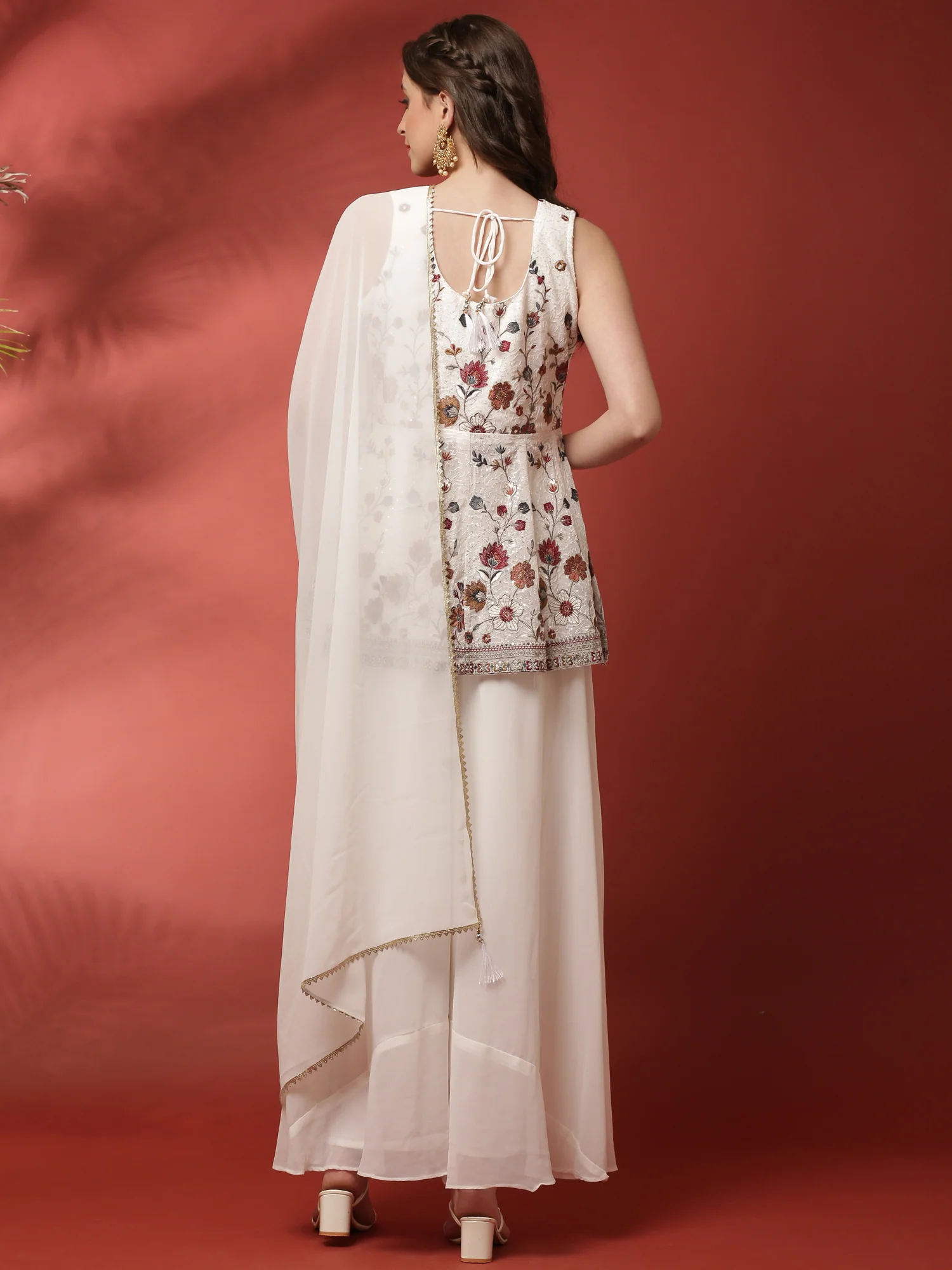 Off White Geogrette Peplum Palazzo Set With Embroiderey Work On Body - Image 3