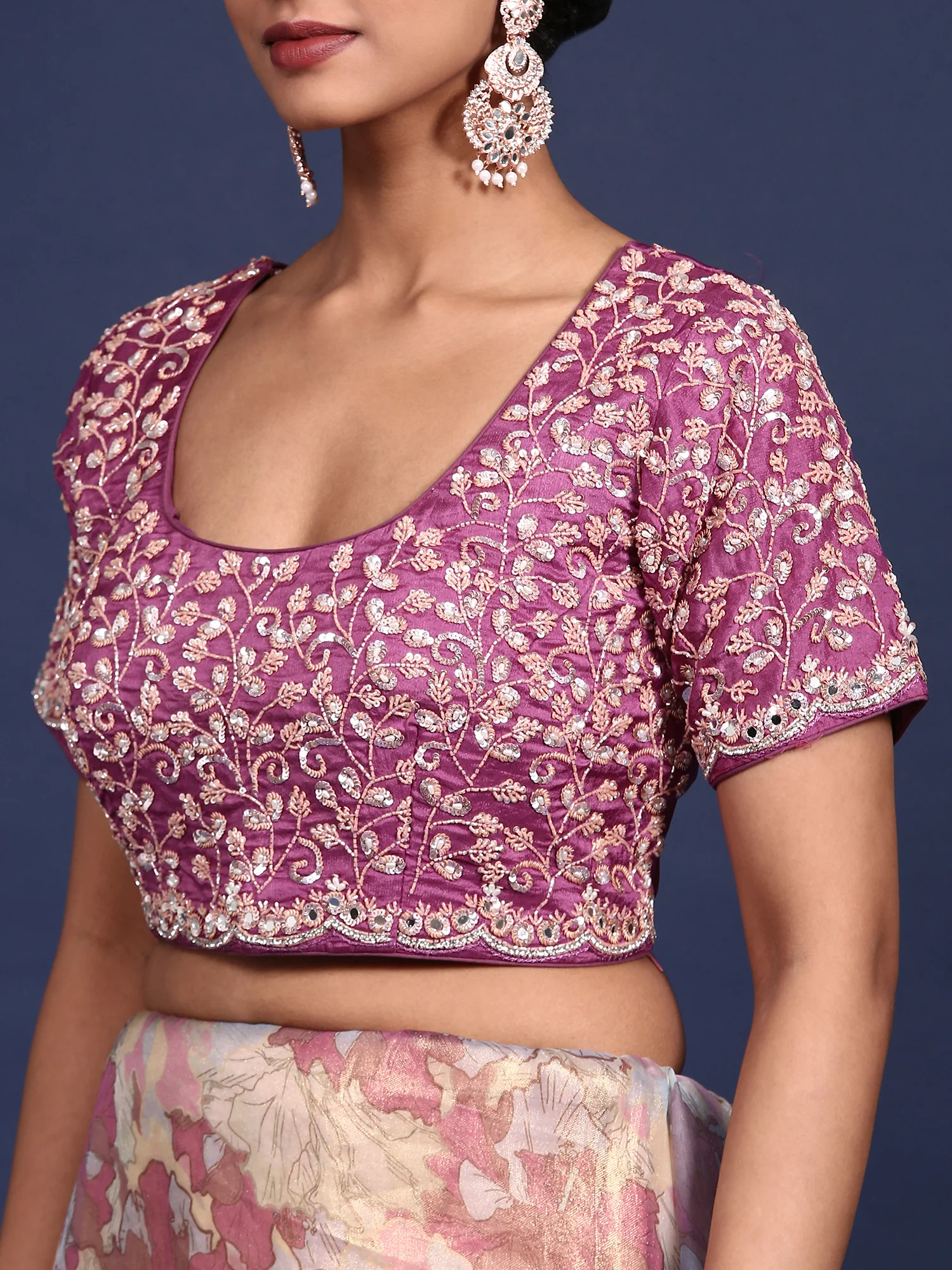 Printed Shimmer Weaved Saree With Readymade Blouse - Image 7