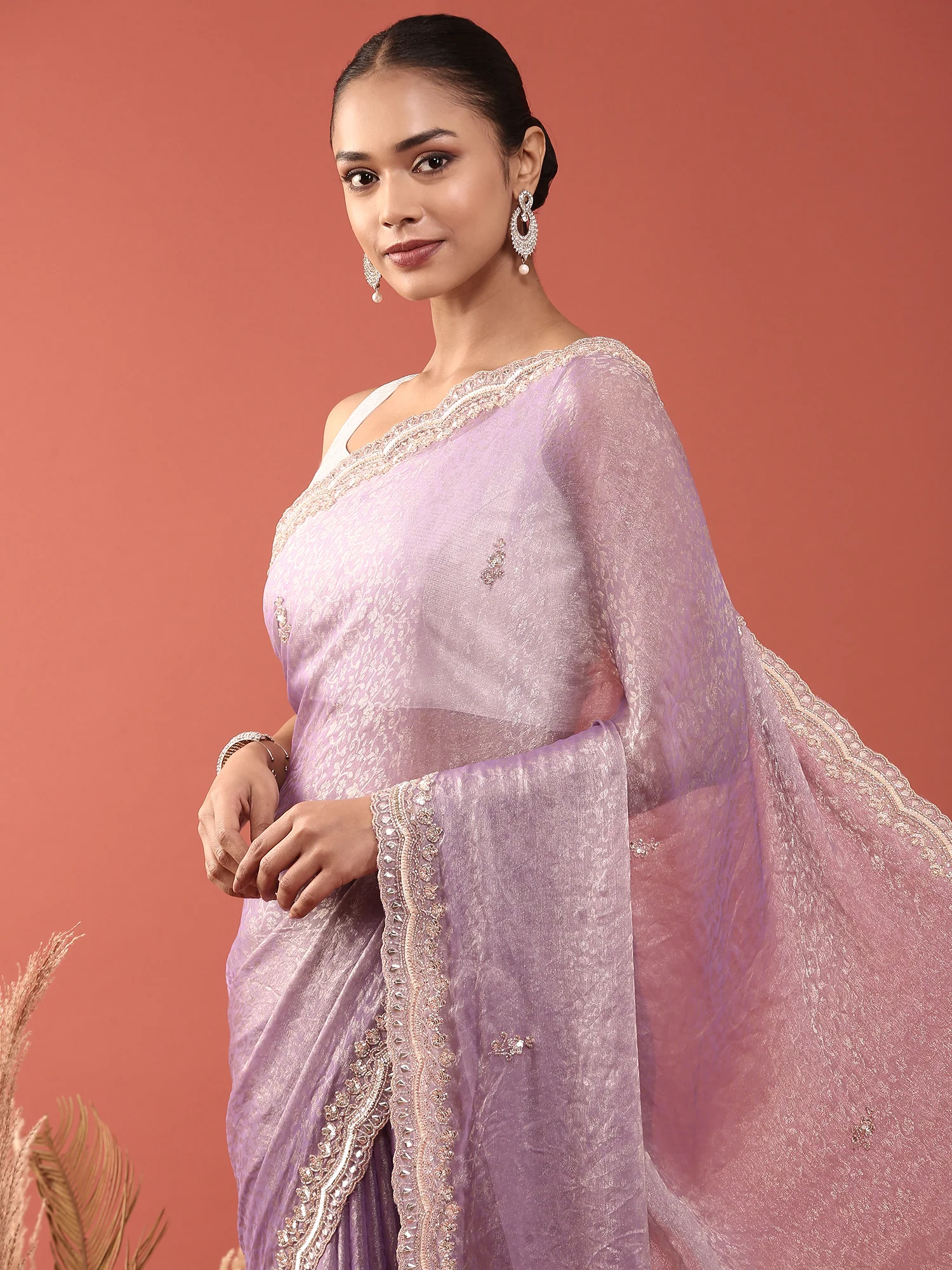 Purple Jacquard Zari Embroidery Saree - Image 3
