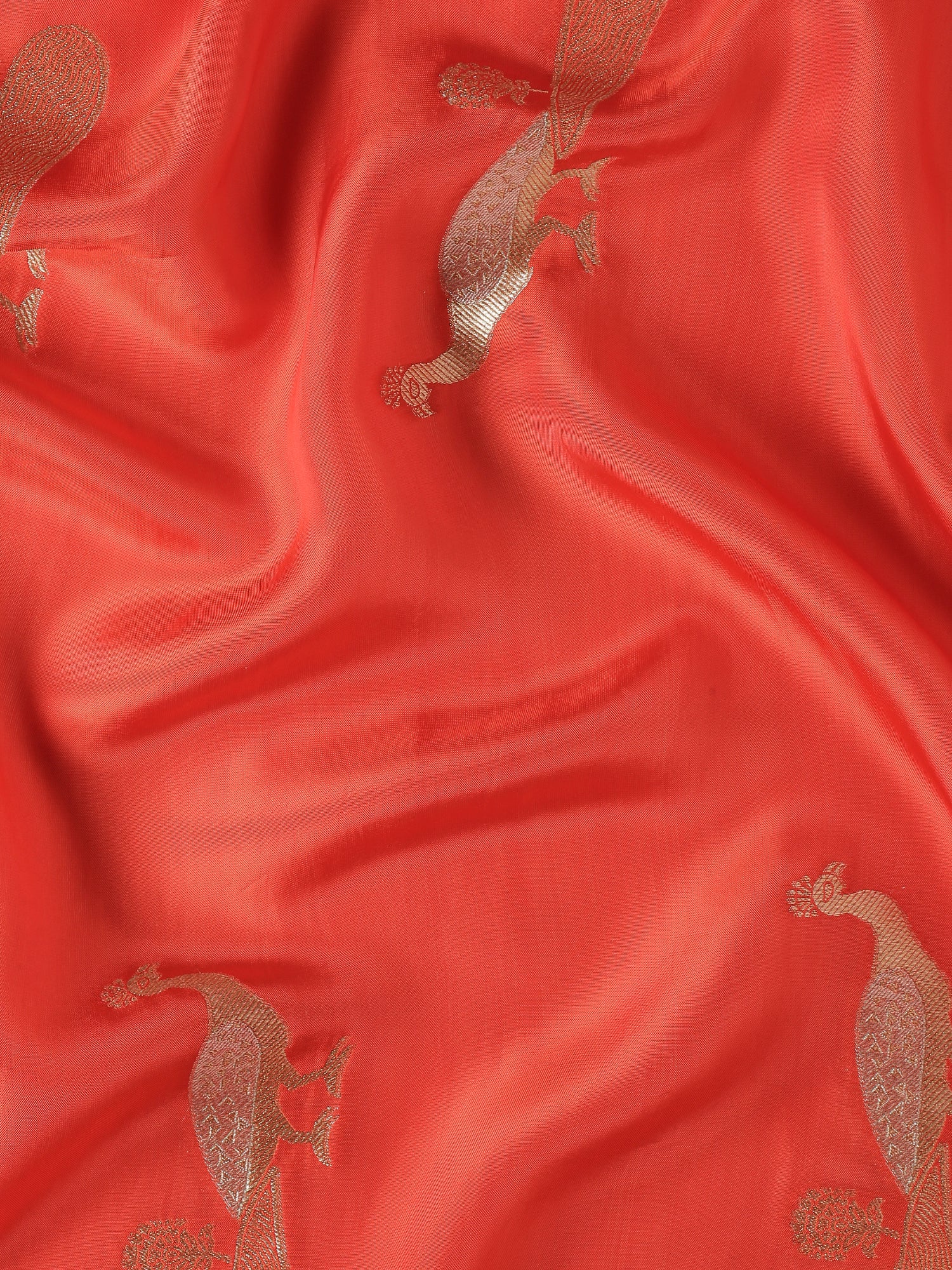 Red and gold silk saree with peacock booti pallu - Image 7