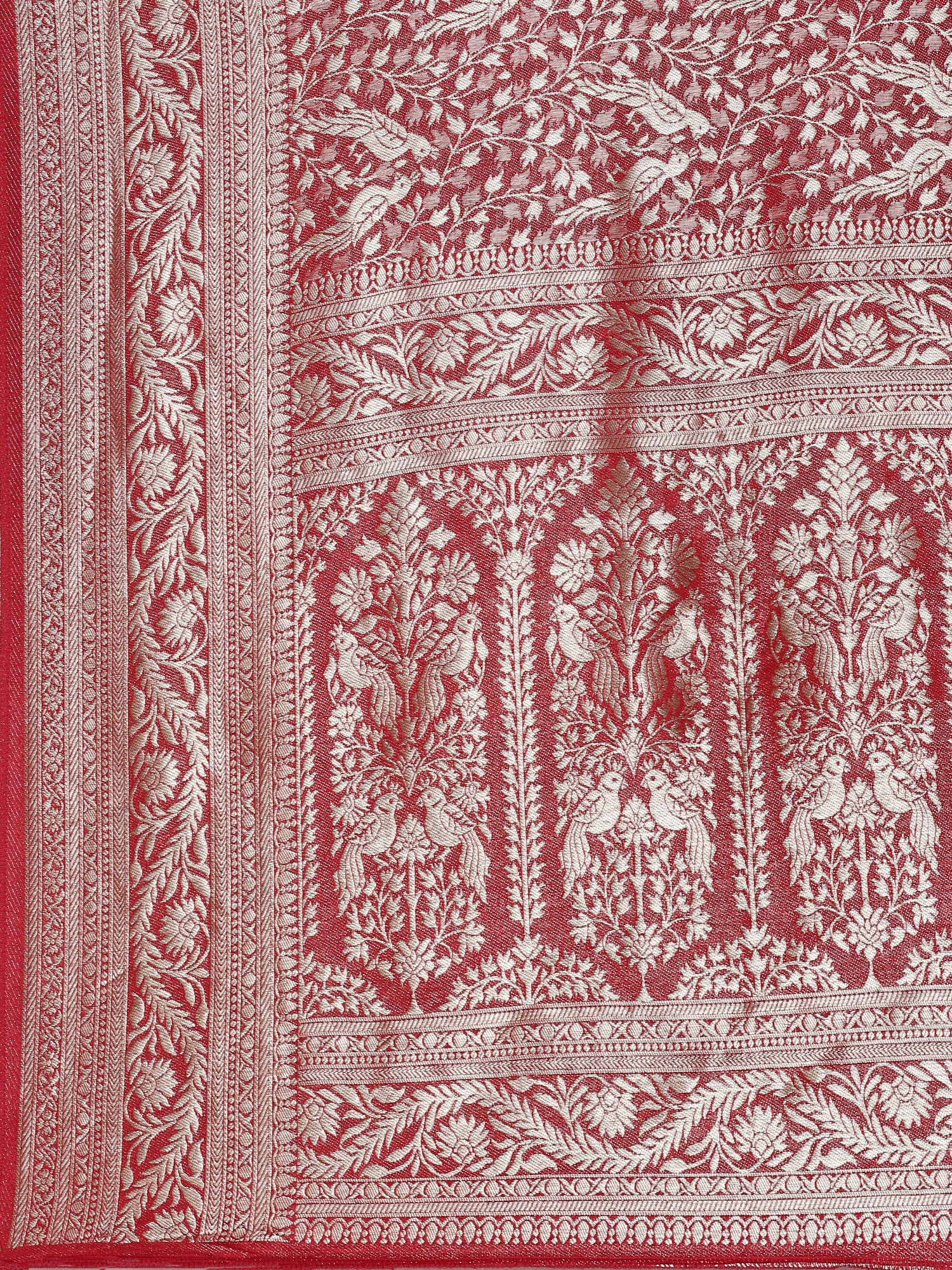 Red Banaras Weaved Saree - Image 5
