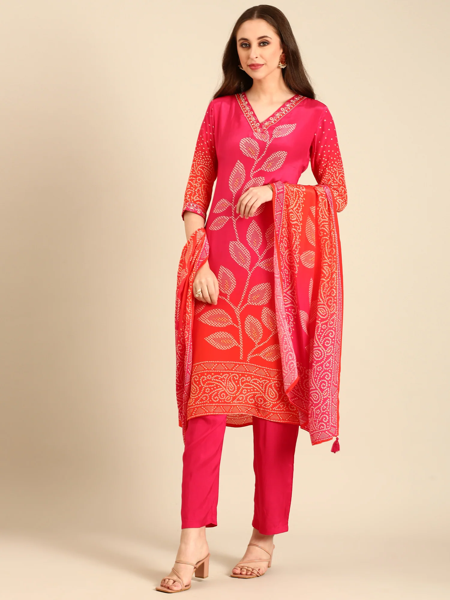 Red two colored crepe bandhani printed three piece suit set - Image 5