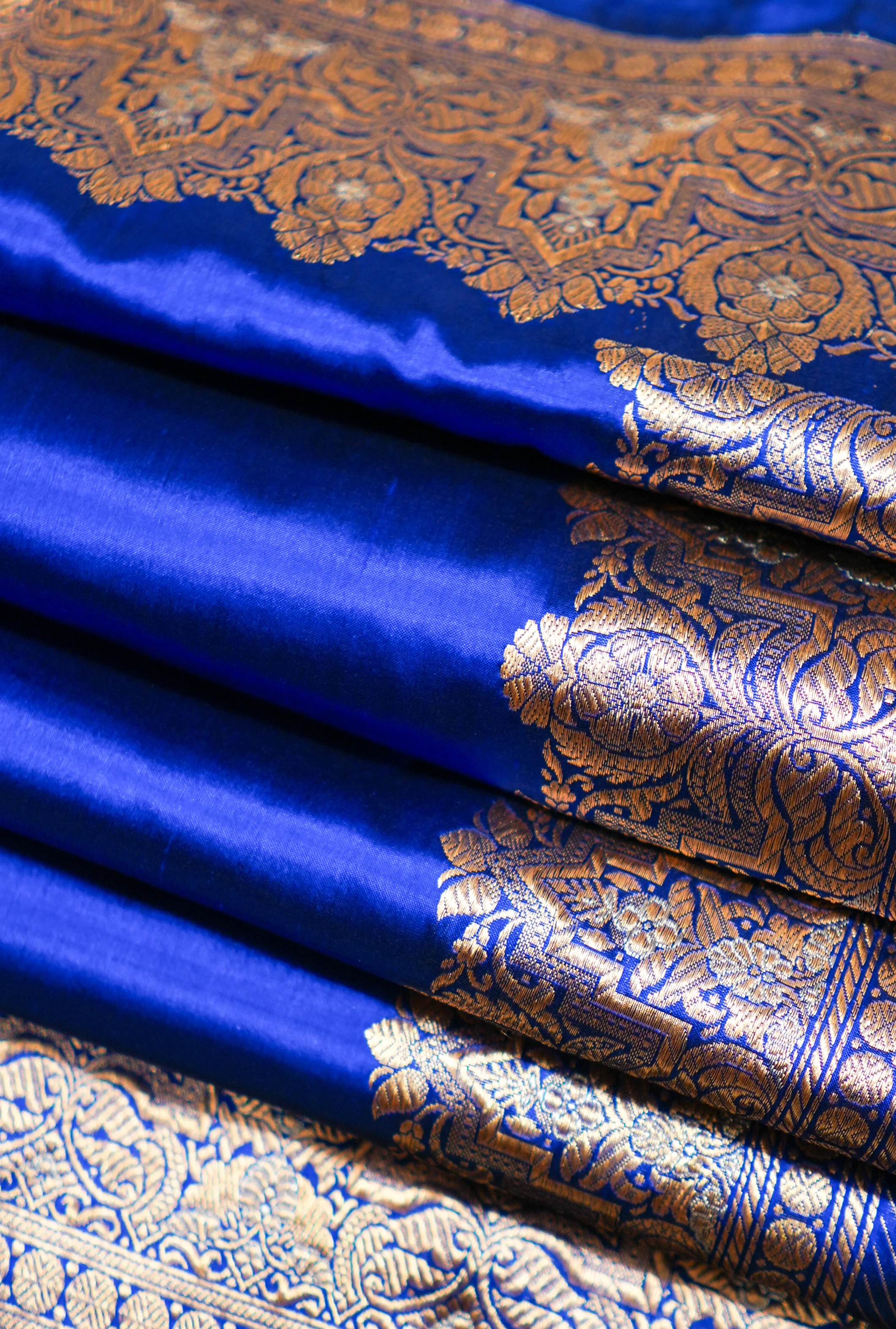 Royal Blue Banaras Silk Handwoven Saree - Image 6