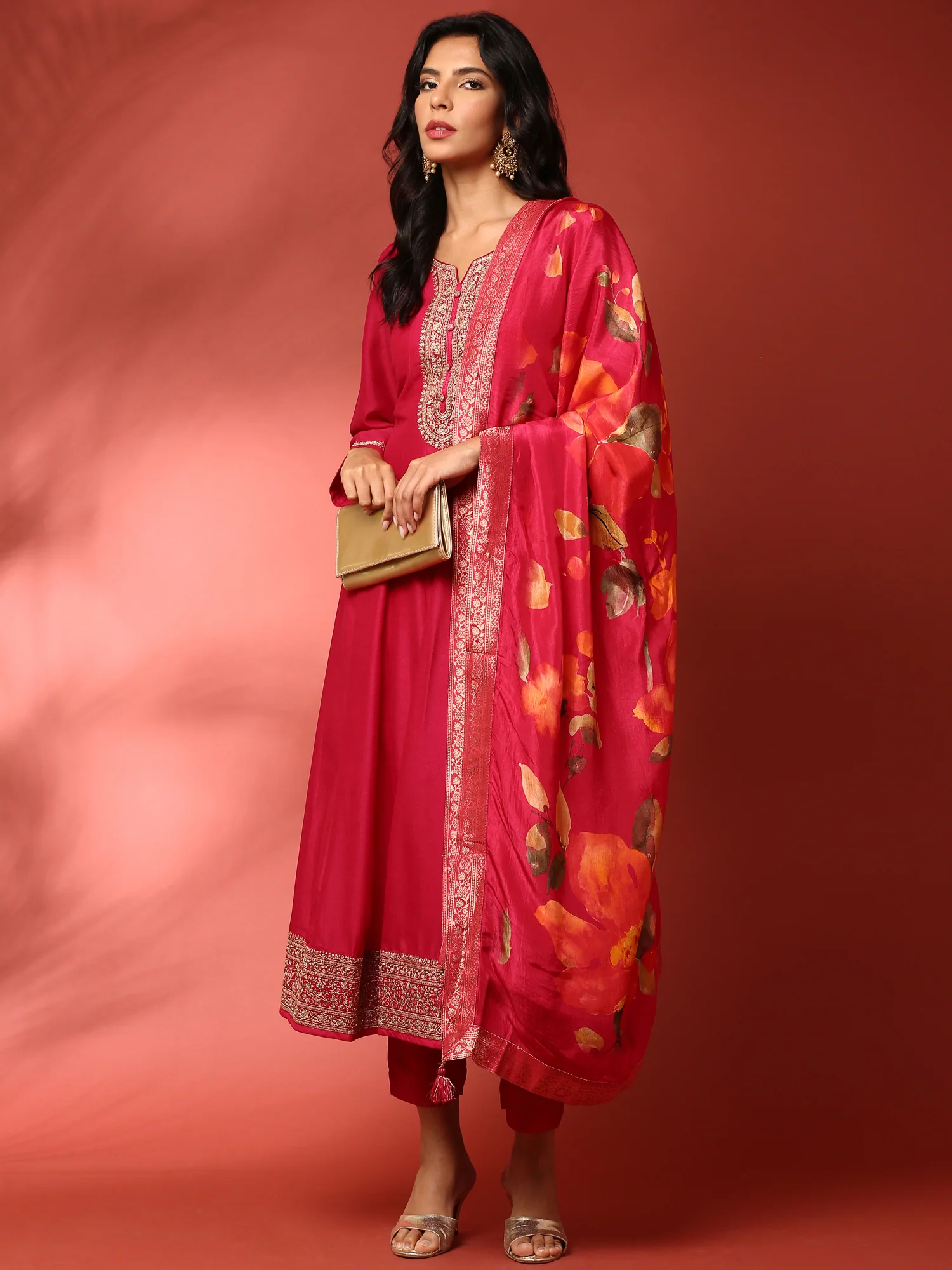 Sindoori pink silk embroidered Three piece anarkali set - Image 5