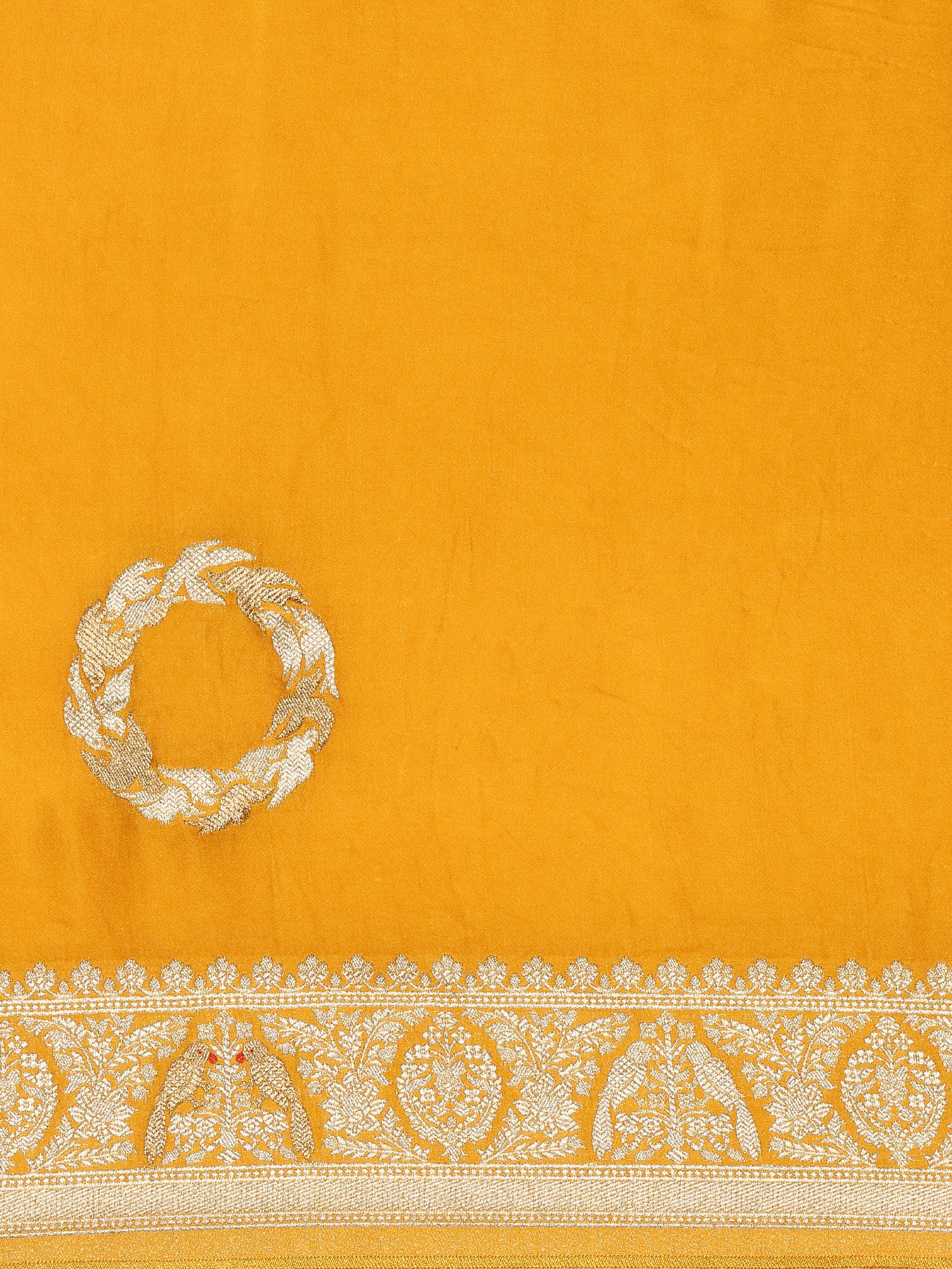 Yellow Banaras Silk Saree With Rich Zari Motifs And Border - Image 5