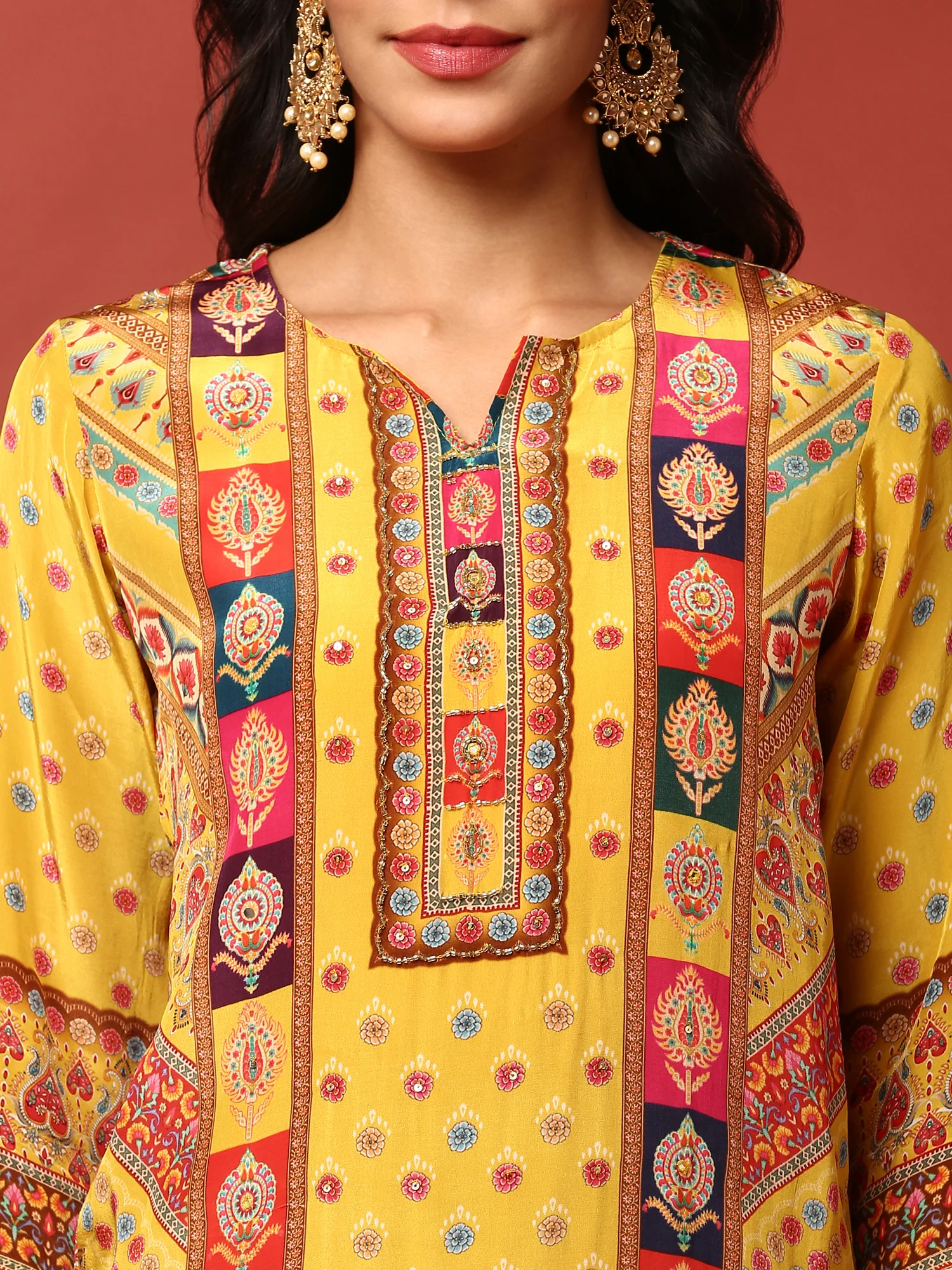 Yellow Digital printed crepe three piece suit set - Image 5